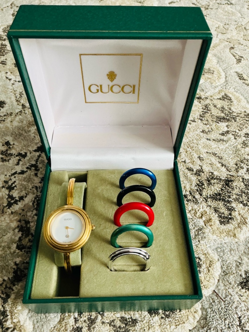Gucci Interchangeable Bezel Gold tone Watch with Colorful Bezels 🔥🔥🔥